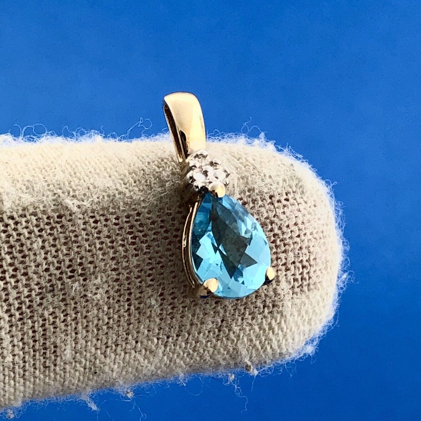 Estate 10k Yellow Gold Diamond Faceted Tear Drop Swiss Blue Topaz Pendant