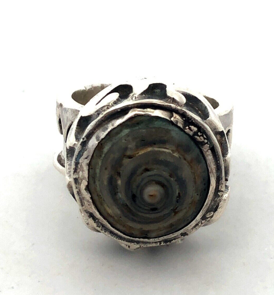Vintage 925 Sterling Silver Round Grey Spiral Shell Wave Beach Statement Ring