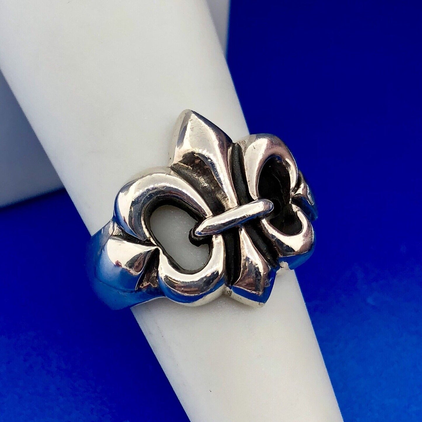 Designer 925 Sterling Silver Fleur De Lis Cut Out Symbol Statement Ring