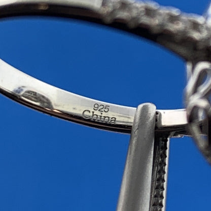 Stunning Sterling Silver 925 Cushion Cut Cream Quartz CZ Accent Ring Size 6