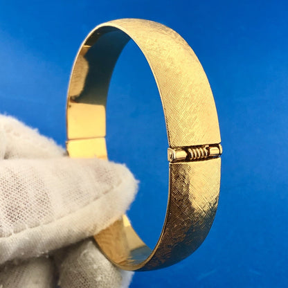 Classic Vintage Monet Gold Tone Florentine Finish Hinged Bangle Bracelet