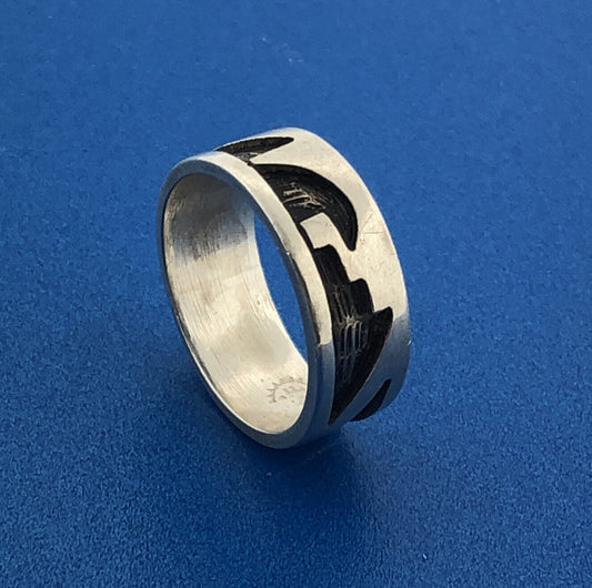 Native American Signed Sterling Silver 925 Wave Mountain Pictorial Band Ring