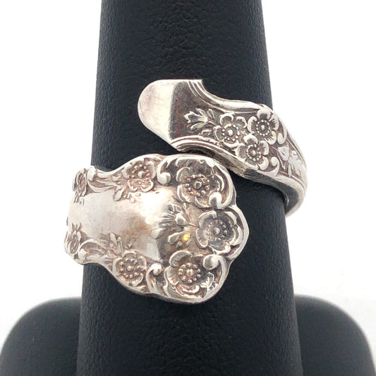 Vintage Designer 925 Sterling Silver Buttercup Flower Detail Spoon Bypass Ring