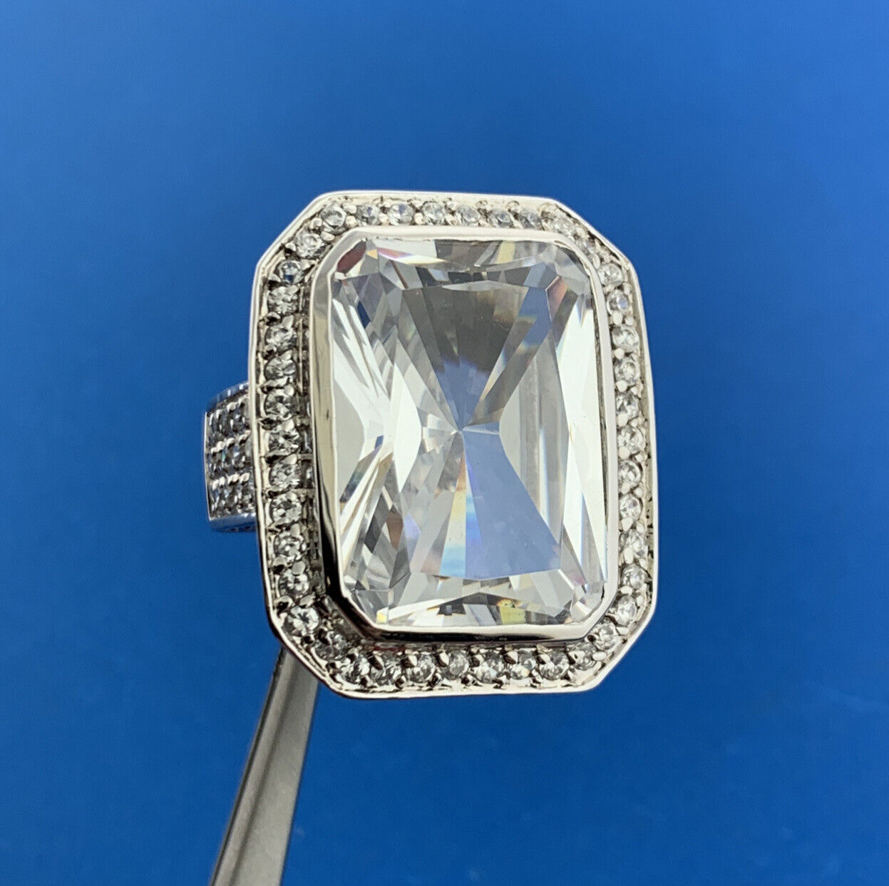 Designer Sterling Silver Cubic Zirconia Solitaire Halo Accents Statement Ring