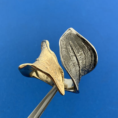 Jacmel Mauritius Sterling Silver Vermeil 2-Tone Modernist Sparkling Leaf Ring