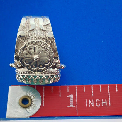 925 Sterling Silver Oval Turquoise Cabochon Romanesque Statement Ring