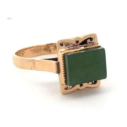 Estate 14K Yellow Gold Rectangle Jade Cabochon Oriental Style Cocktail Ring
