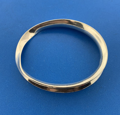 Taxco Artisan PAZ.  925 Sterling Silver Ribbed Wave Modernist Bangle Bracelet