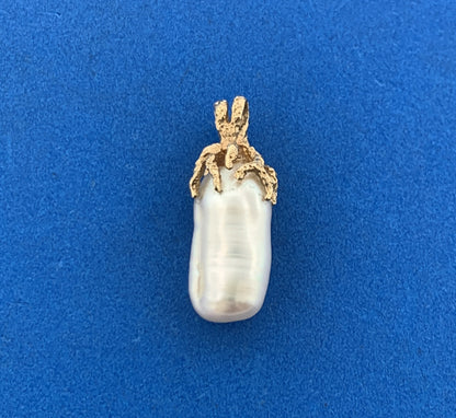 Retro 14K Yellow Gold Nugget Free Form Freshwater Pearl Statement Pendant