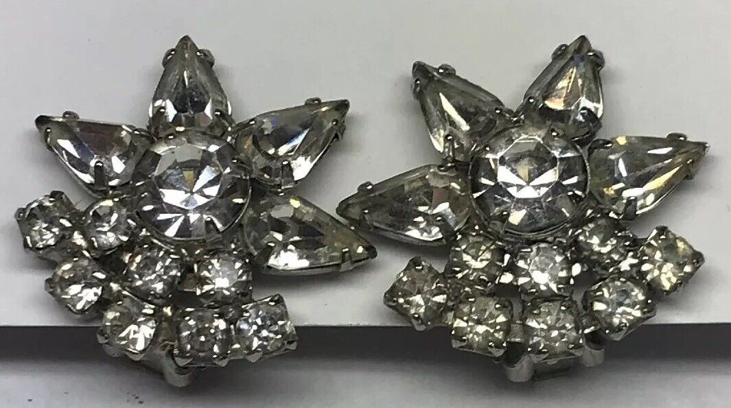 Vintage Art Deco Crystal Rhinestone Flower Cluster Bridal Cocktail Clip Earrings