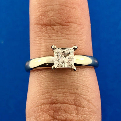 Stunning PWJ 14K White Gold Princess Cut Diamond Solitaire Engagement Ring