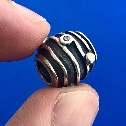 Designer 925 Sterling Silver Cubic Zirconia Bee Hive Slide Bracelet Barrel Charm