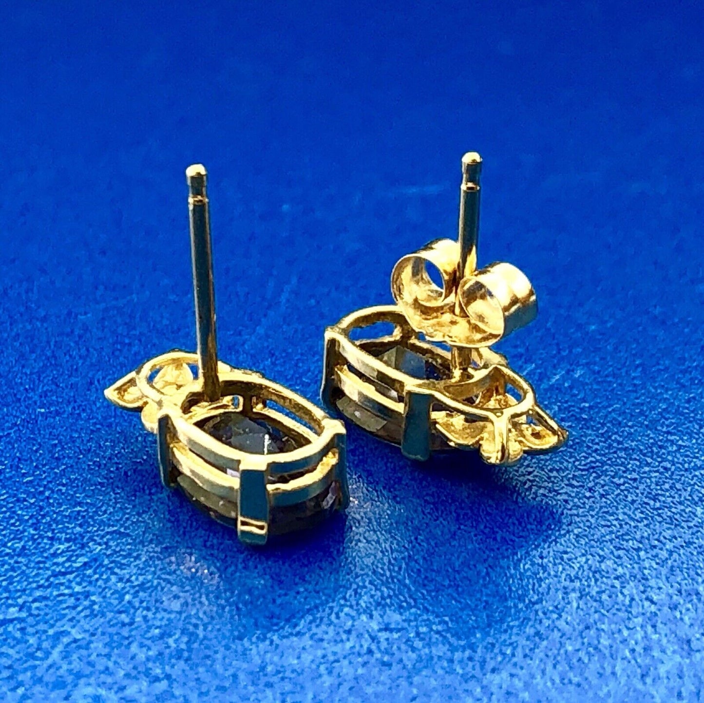 Designer Mexico 14K Yellow Gold Floral Motif Amethyst February Stud Earrings