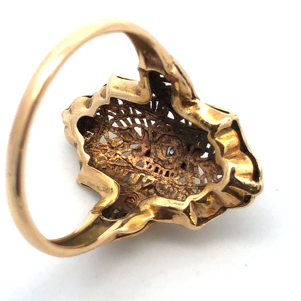 Vintage 10K Yellow Gold Diamond Floral Filigree Statement Finger Ring