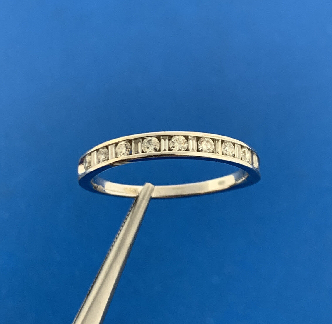 Gorgeous 14k White Gold Round Baguette Cut Diamond Wedding Anniversary Band Ring