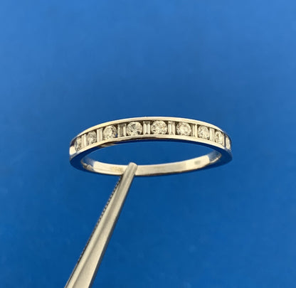 Gorgeous 14k White Gold Round Baguette Cut Diamond Wedding Anniversary Band Ring