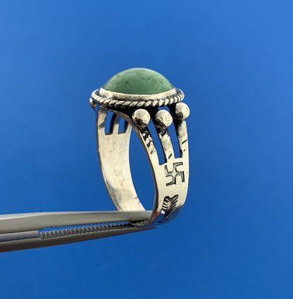 Vintage Native American 925 Sterling Silver Green Turquoise Storyteller Ring