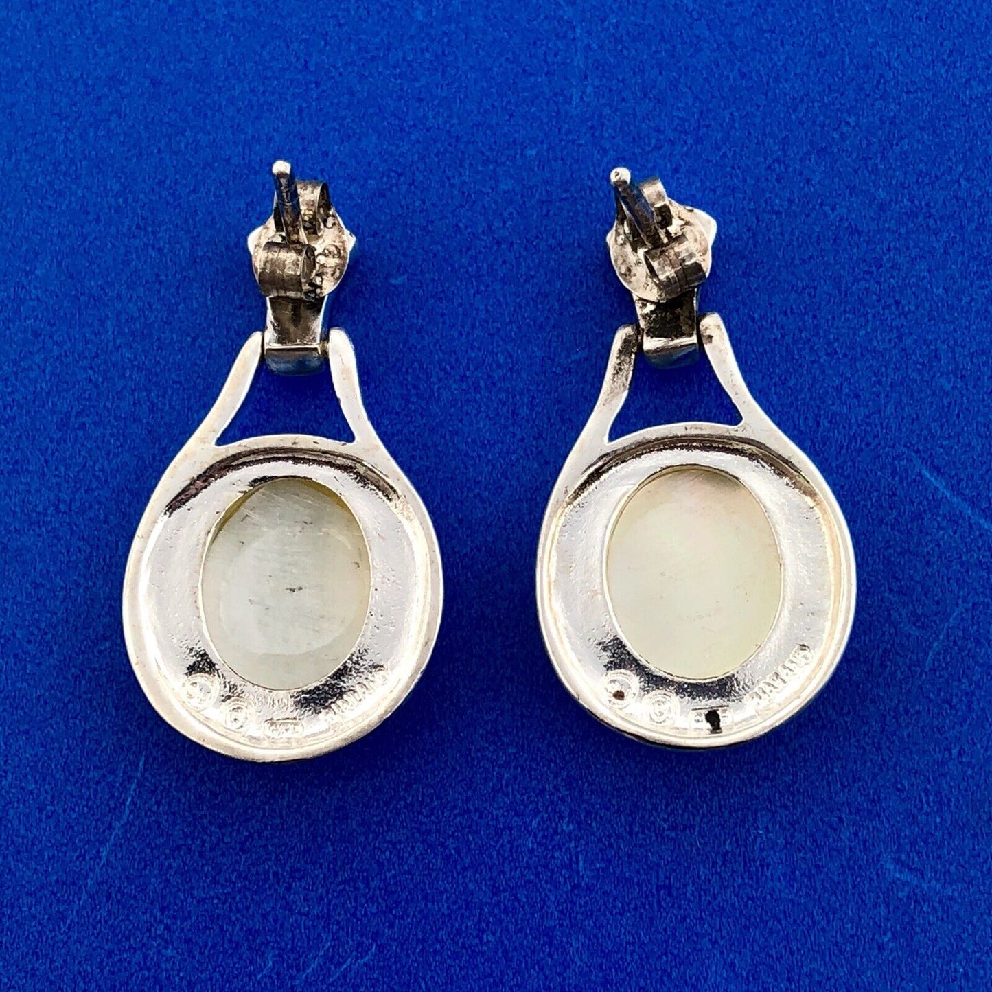 Designer SU 925 Sterling Silver Mother Of Pearl Oval Disc Drop Dangle Earrings