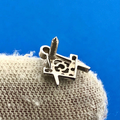 Gorgeous 14k White Gold Diamond Triangular G Mason Masonic Pin