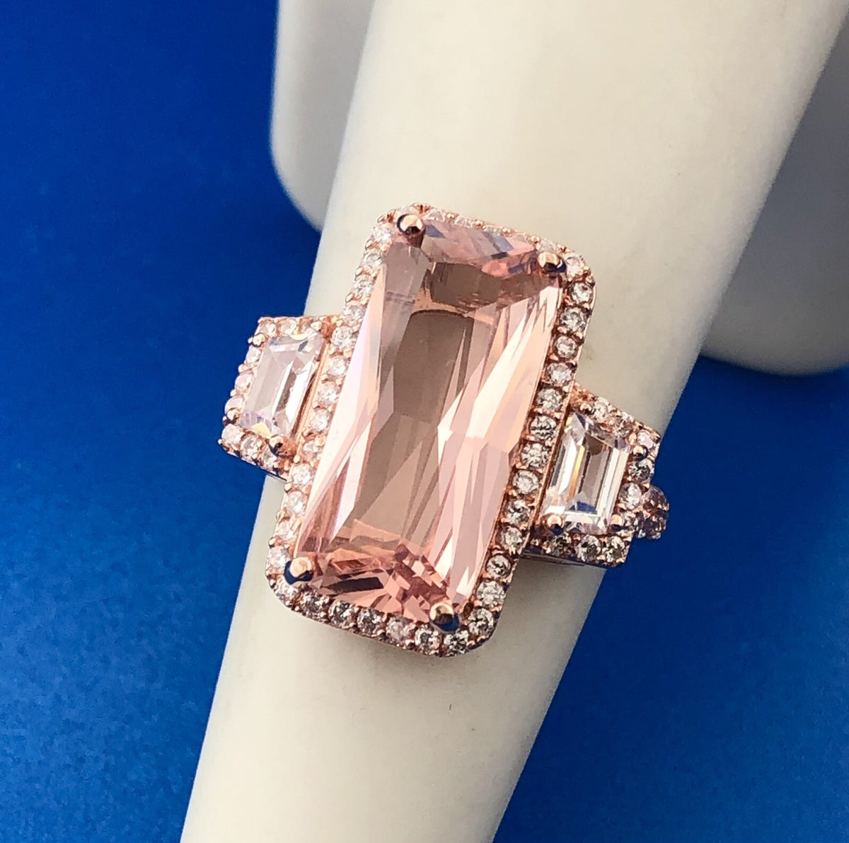 Dazzling Rose Toned 925 Sterling Silver Pink White Cubic Zirconia Statement Ring