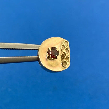 Vintage 10K Yellow Gold Round Garnet Textered Slide Bracelet Charm