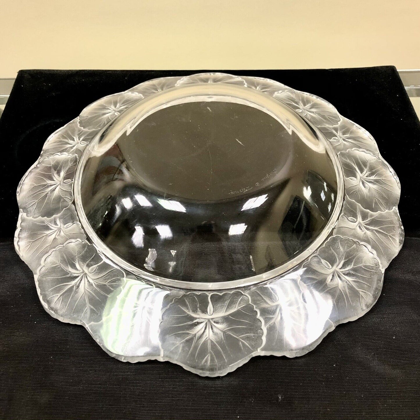 Mid Century France Lalique Honfleurs Geranium Clear Frosted Crystal Leaf Bowl