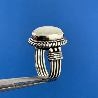 925 Sterling Silver Oval Opal Cabochon Solitaire Beaded Rope Design Ring