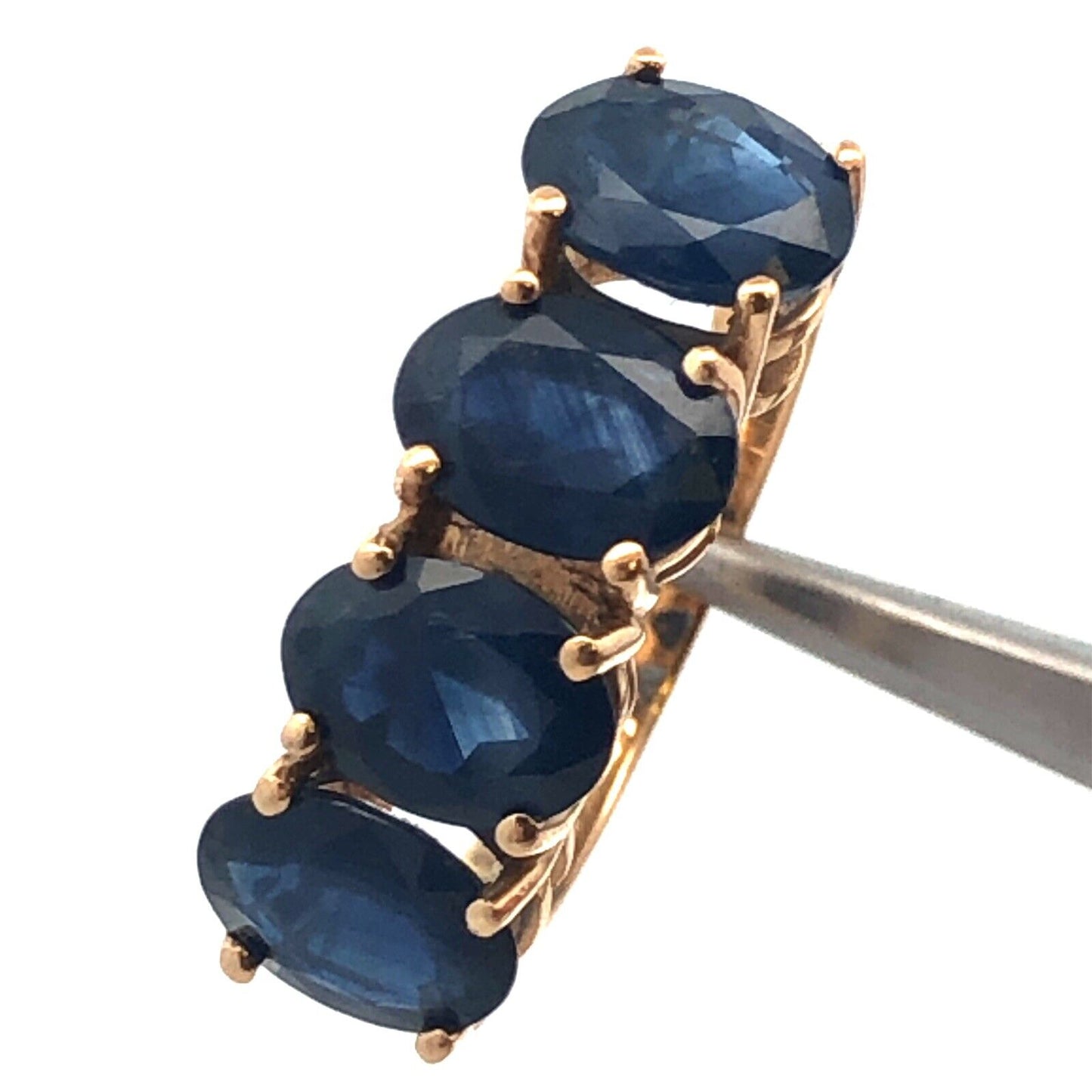 10k Yellow Gold 4 Carat Sapphire Ring