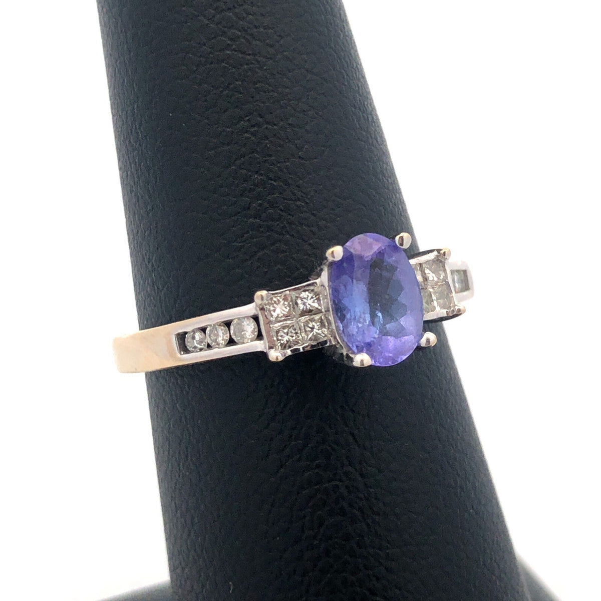 Retro 14K White Gold Tanzanite Diamond Engagement Anniversary Cocktail Ring