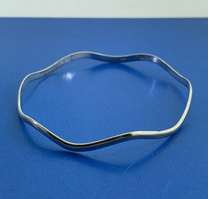 Designer 925 Sterling Silver Wavy Round Thin Bangle Set