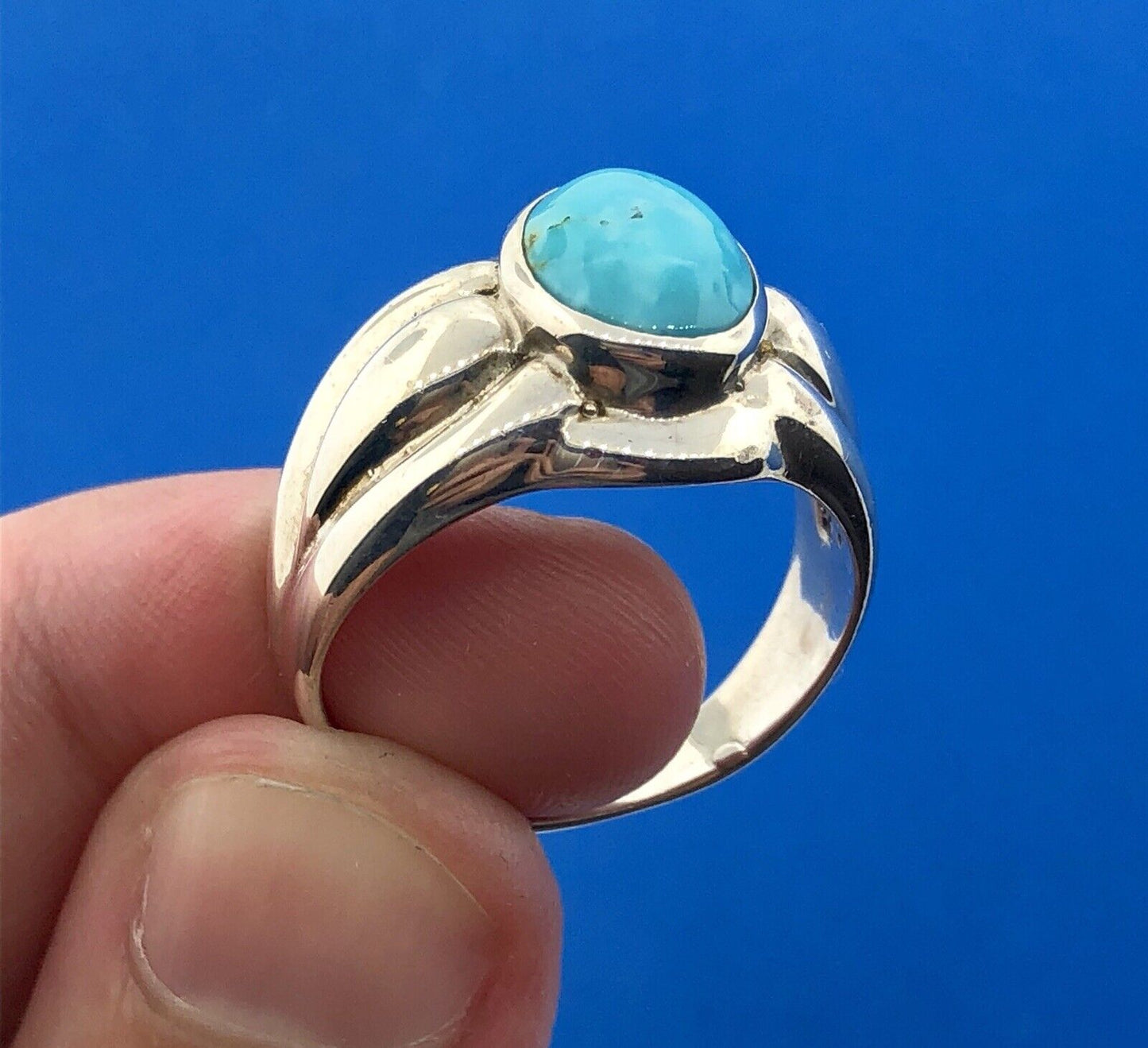 Designer OIM Sterling Silver 925 Oval Turquoise Modernist Ribbed Design Ring