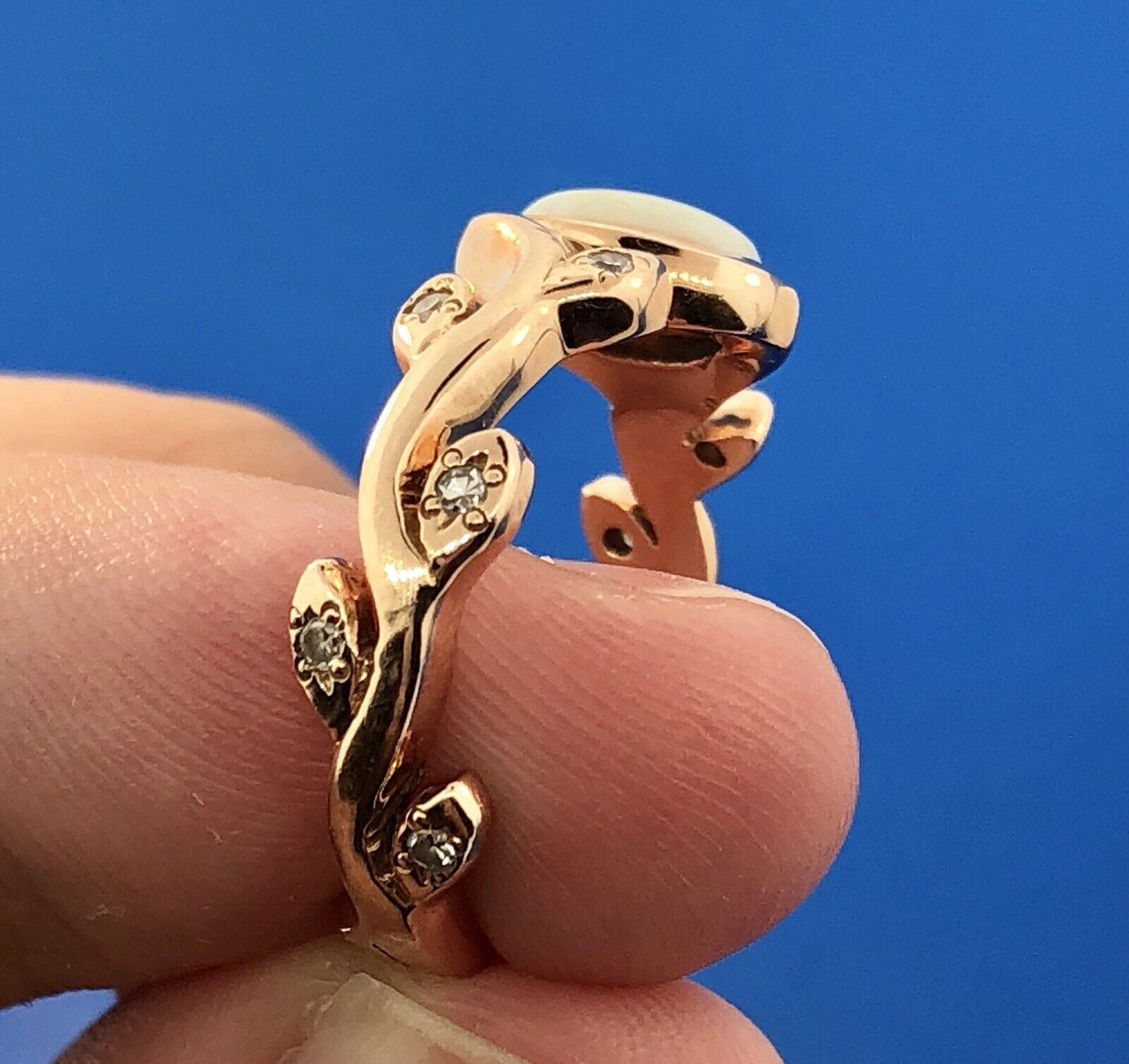 Unusual 14k Rose Gold Opal Diamond Vine Leaf Flower Motif Band Ring