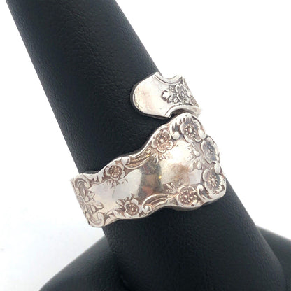 Vintage Designer 925 Sterling Silver Buttercup Flower Detail Spoon Bypass Ring