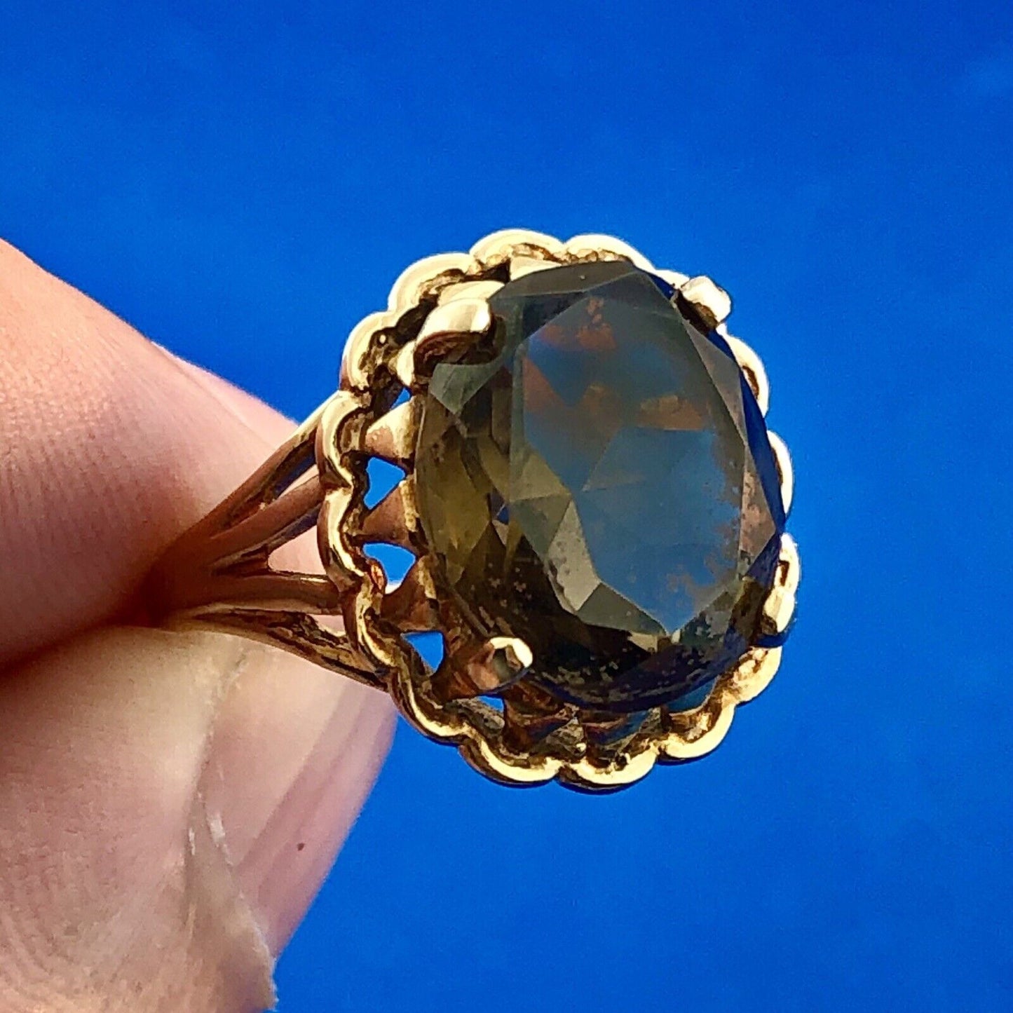 Vintage 10K Yellow Gold Oval Smoky Topaz Statement Cocktail Ring