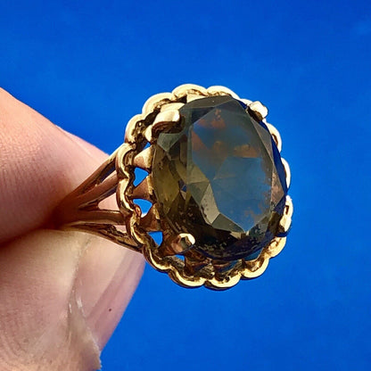 Vintage 10K Yellow Gold Oval Smoky Topaz Statement Cocktail Ring