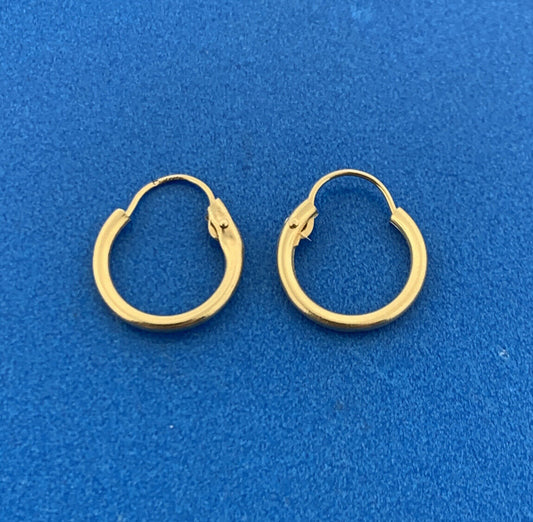 Chic 14K Yellow Gold Polished Huggy Huggie Hoop Earrings