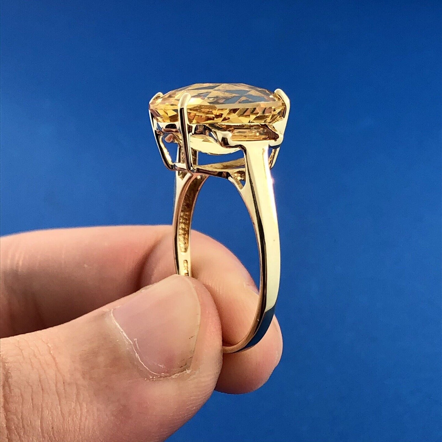 Retro 10K Yellow Gold Oval Citrine Solitaire W/Accents November Anniversary Ring