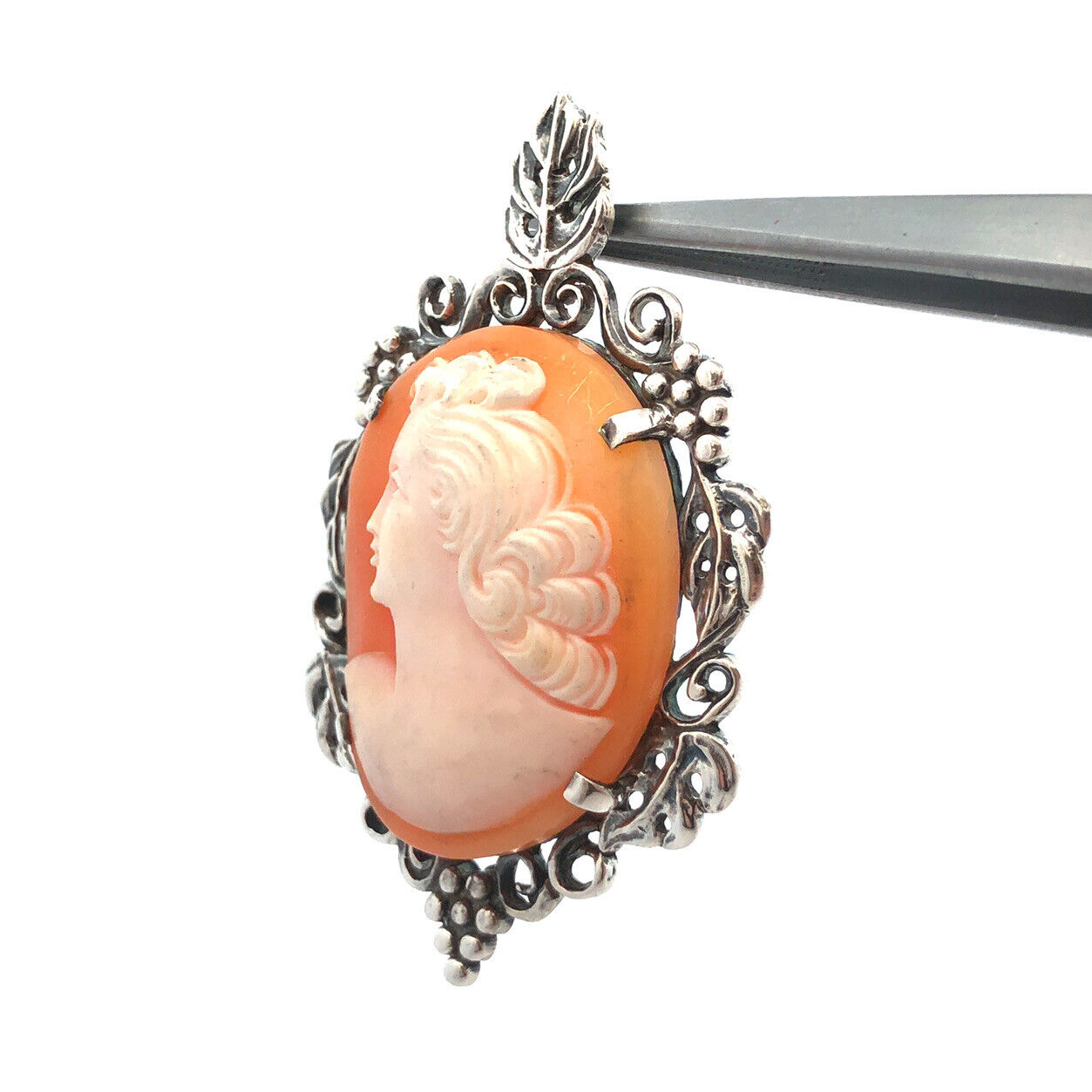 Estate Kabana 925 Sterling Silver Oval Cameo Vines And Grapes Statement Pendant