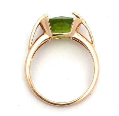 Designer MEDA 14K Yellow Gold Oval Green Peridot Diamond August Birthstone Ring