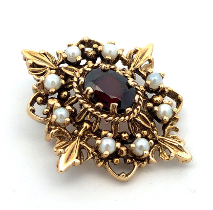 Vintage 14K Yellow Gold Oval Garnet Pearl Accented Statement Pendant