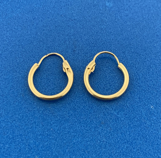 Chic 14K Yellow Gold Polished Huggy Huggie Hoop Earrings