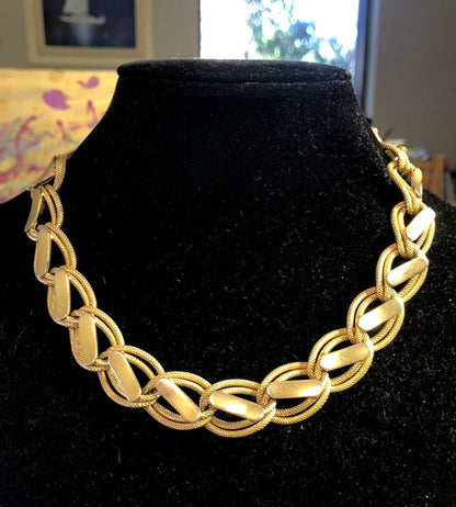 Mid Century Hobe Gold Tone Oval Fancy Link Fabulous Statement Choker Necklace