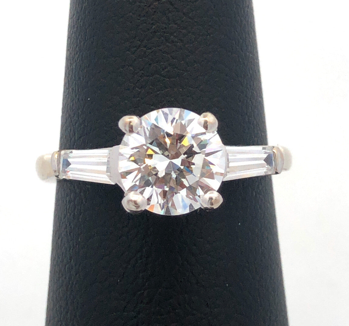 Stunning 14K White Gold Cubic Zirconia CZ Solitaire W/Accents  Engagement Ring