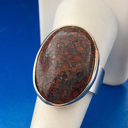 Modernist 14K Yellow Gold Oval Red And Black Gemstone Statement Cocktail Ring