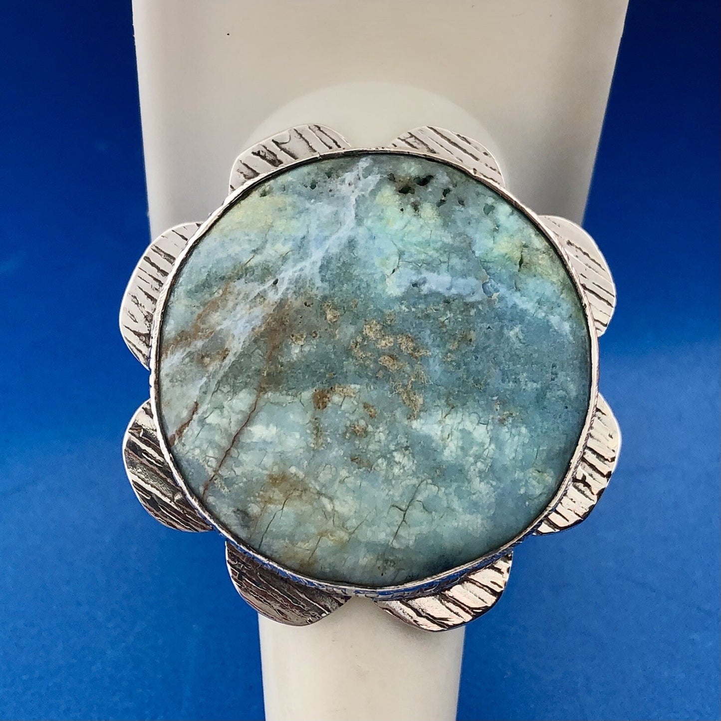 Vintage Native American Artisan 925 Sterling Silver Turquoise Statement Ring