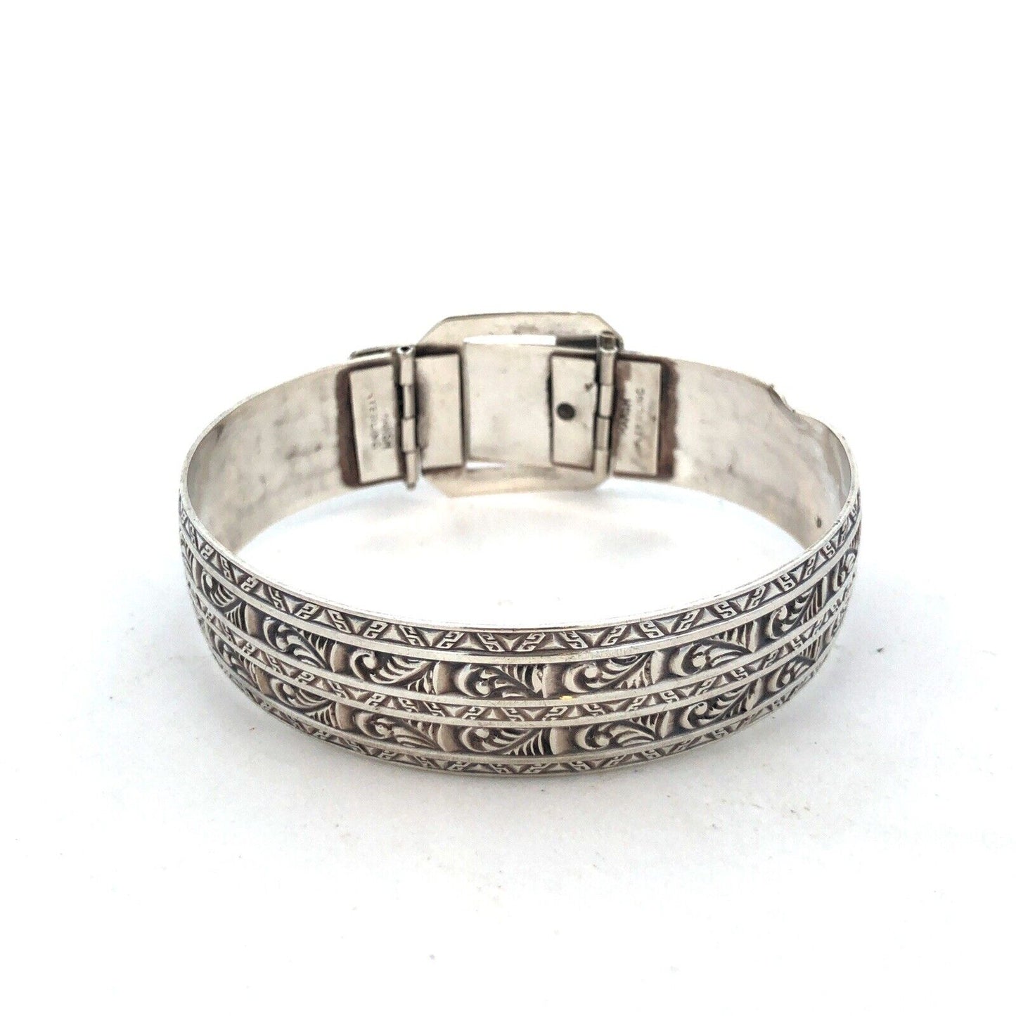 Designer Vintage Marsh 925 Sterling Silver Textured Scroll Belt Buckle Bracelet