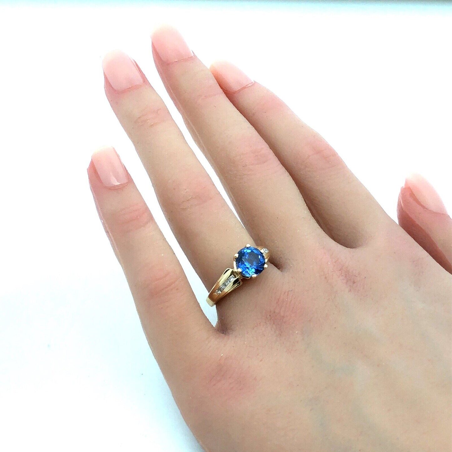 Designer 14K Yellow Gold Round Blue Tanzanite Solitaire Diamond Anniversary Ring