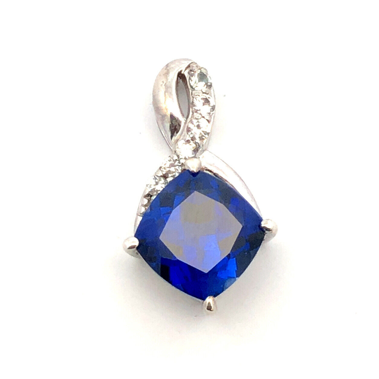 Designer SAI 925 Sterling Silver Blue Sapphire Diamond Accent Infinity Pendant