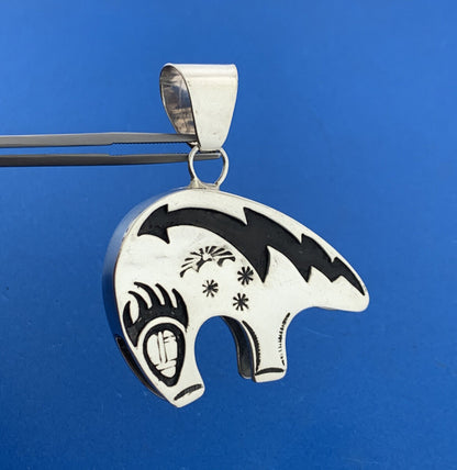 Vintage Native American 925 Sterling Silver Storyteller Statement Bear Pendant