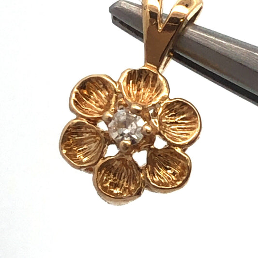 Vintage 14K Yellow Gold Round White Topaz Flower Petite Pendant